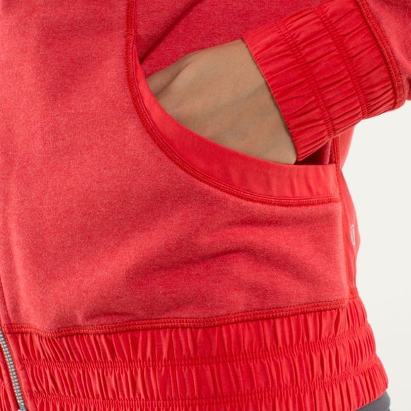 Lululemon Blissed Out Jacket Womens Size 6 Love Red Full Zip Yoga - Picture 5 of 10
